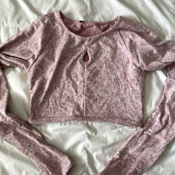 GYMSHARK CAMO TOP - Picture 1 of 2